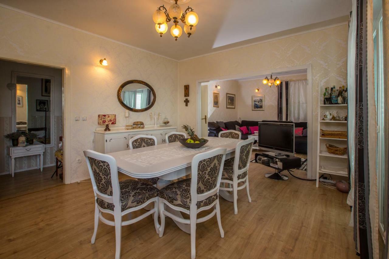 Apartment Valerija Jesenice  Esterno foto