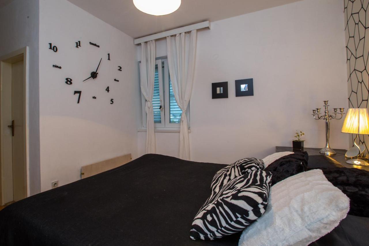 Apartment Valerija Jesenice  Esterno foto